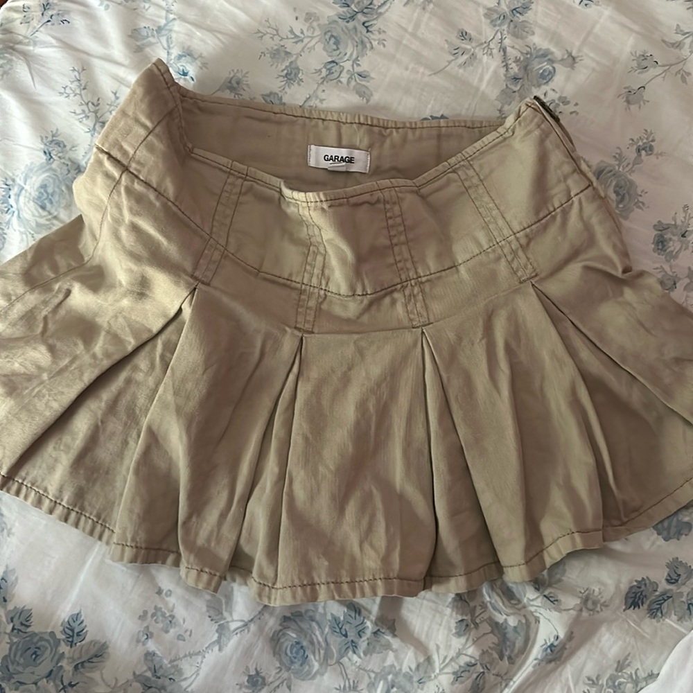 GARAGE - Lexi Pleated Skort